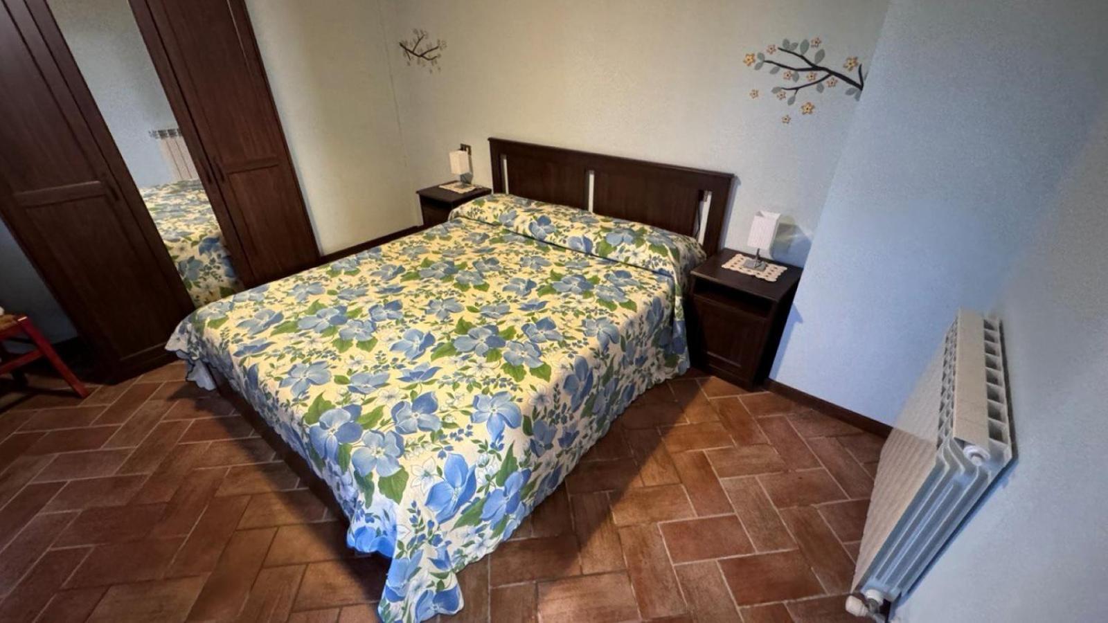 Appartamento Isenesi Gambassi Terme Exterior photo