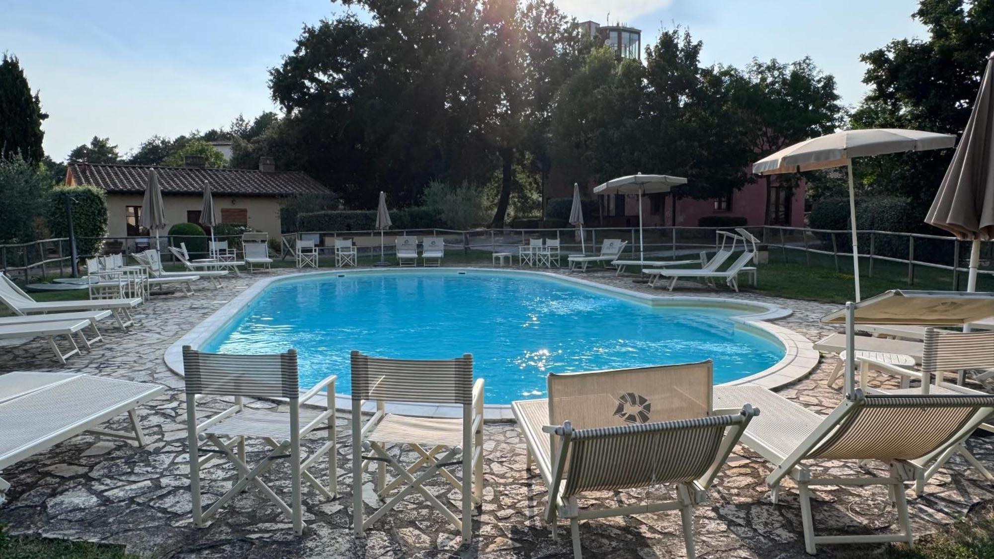Appartamento Isenesi Gambassi Terme Exterior photo